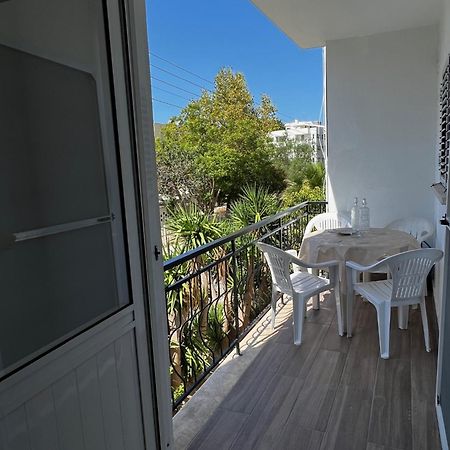 Stylish 3 Bedroom Apartment In Kyrenia  Bagian luar foto