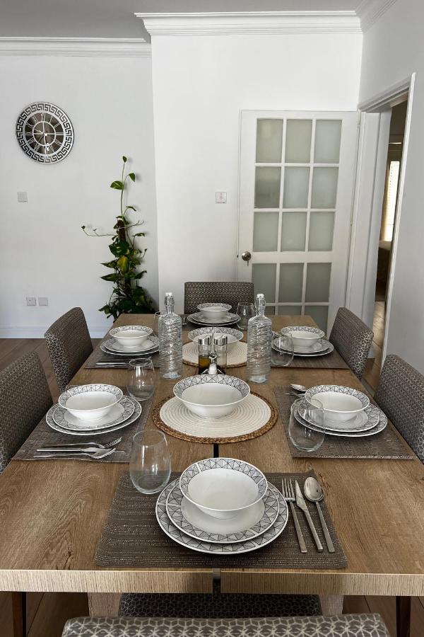 Stylish 3 Bedroom Apartment In Kyrenia  Bagian luar foto