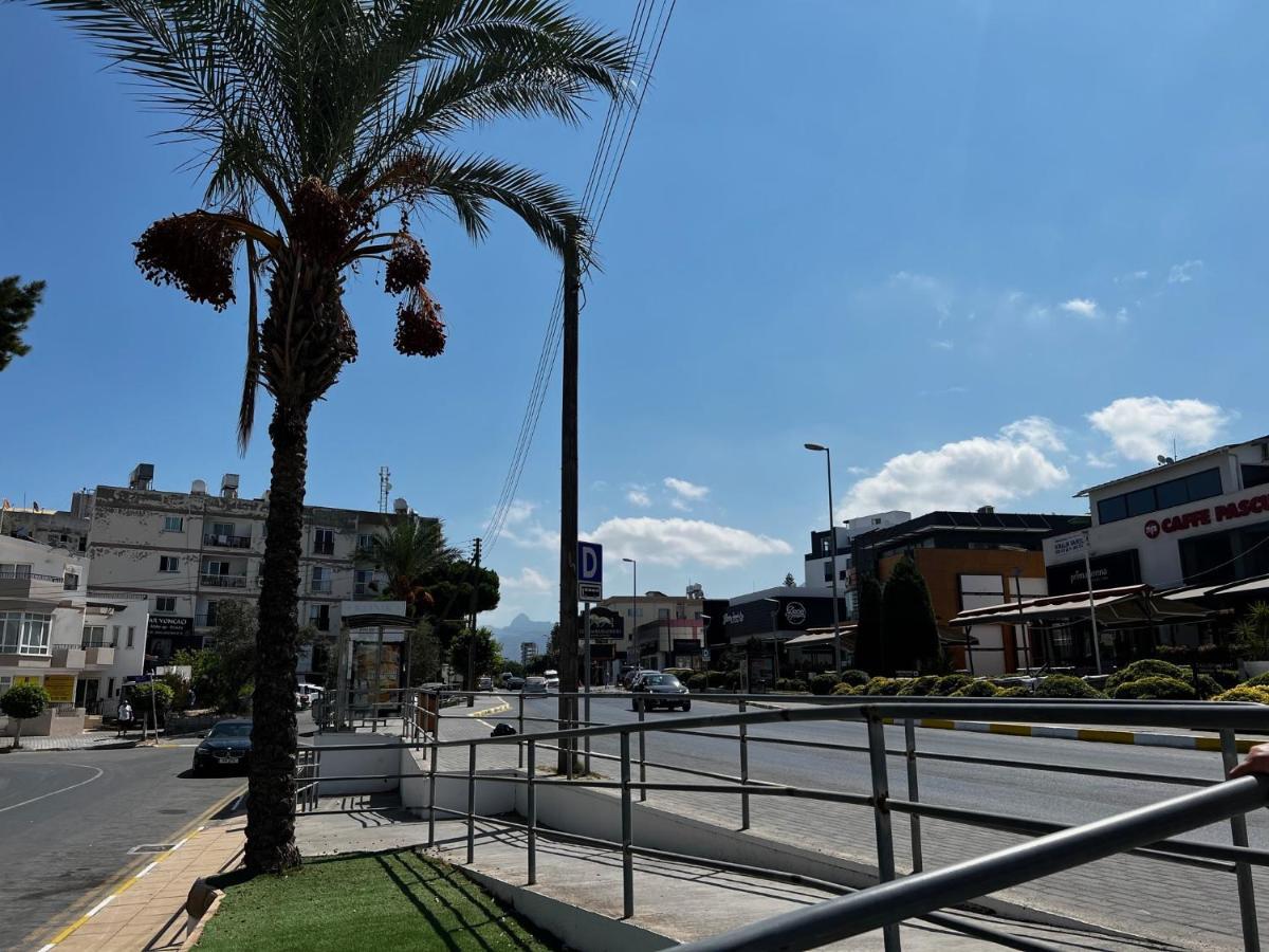 Stylish 3 Bedroom Apartment In Kyrenia  Bagian luar foto