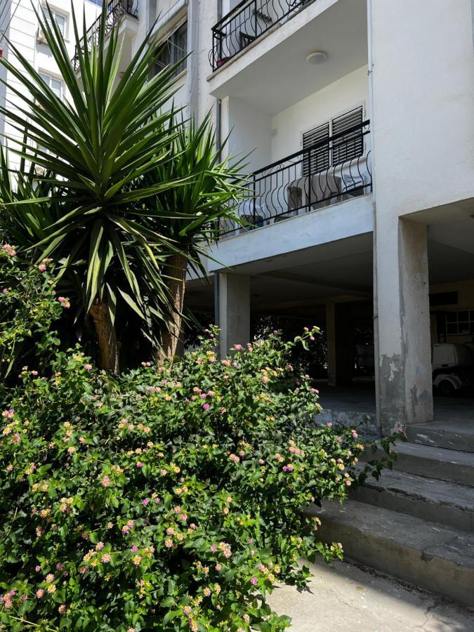 Stylish 3 Bedroom Apartment In Kyrenia  Bagian luar foto